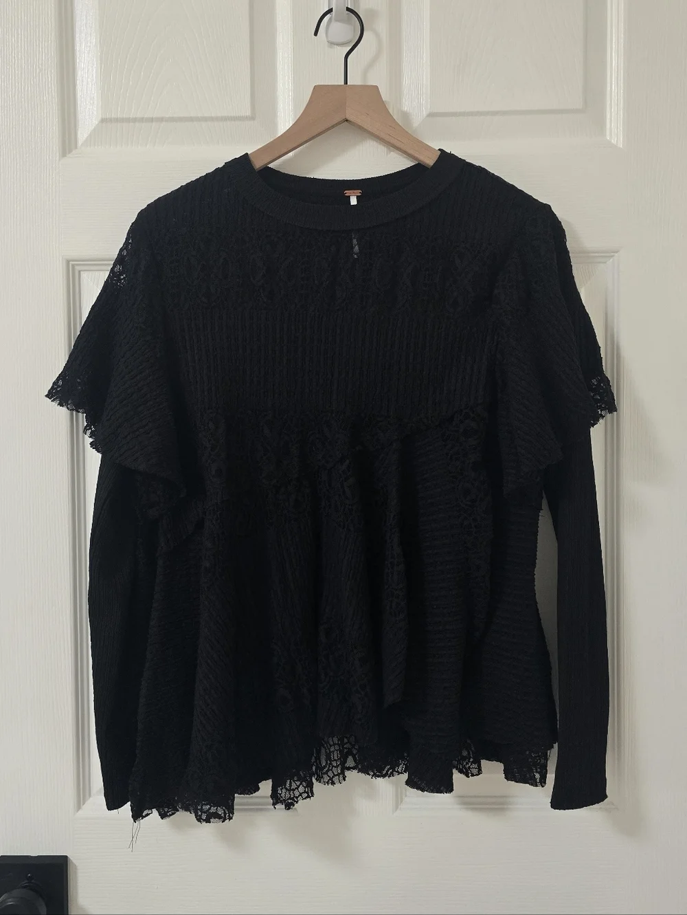 Free People Snowfall Lace Ruffle Tunic Top In Black New Size XS